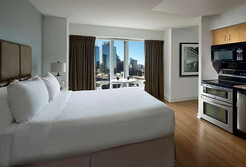 Pantages Hotel Toronto Centre