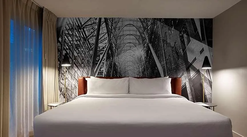 Pantages Hotel Toronto Centre 4*,