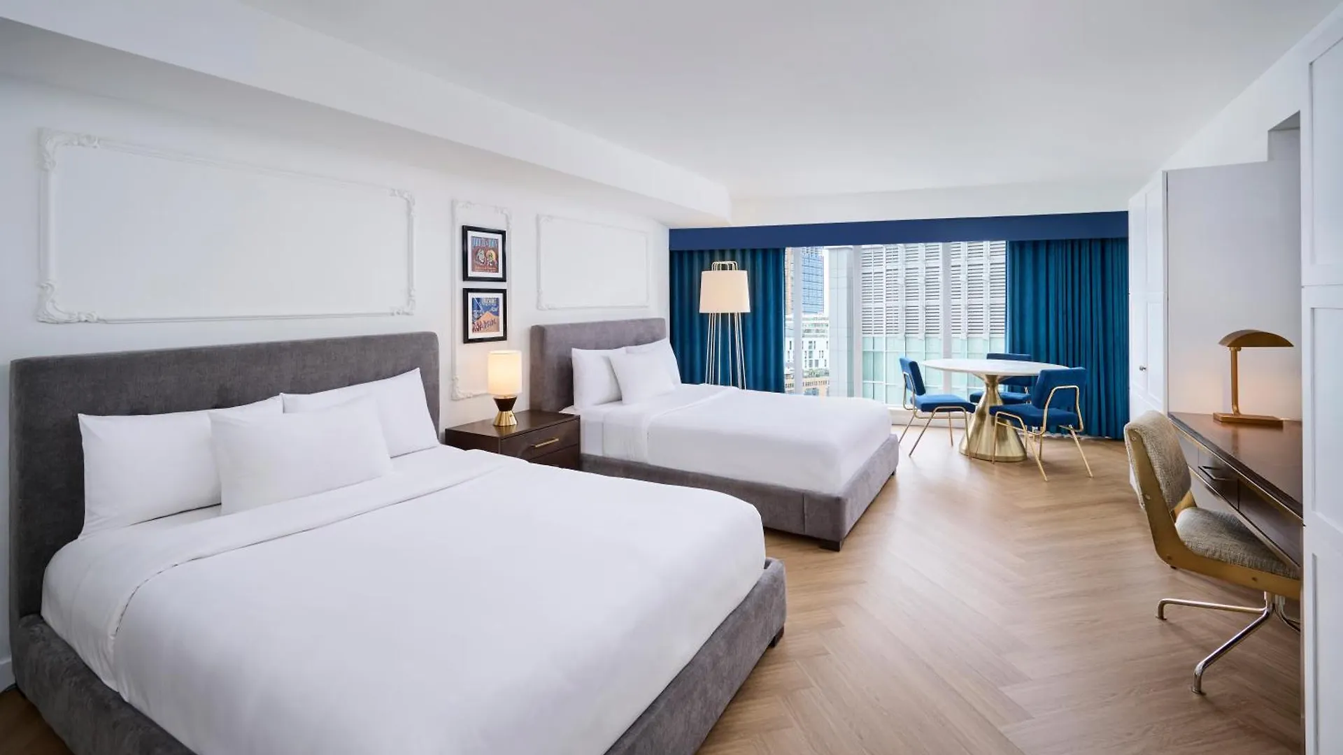 Pantages Hotel Toronto Centre