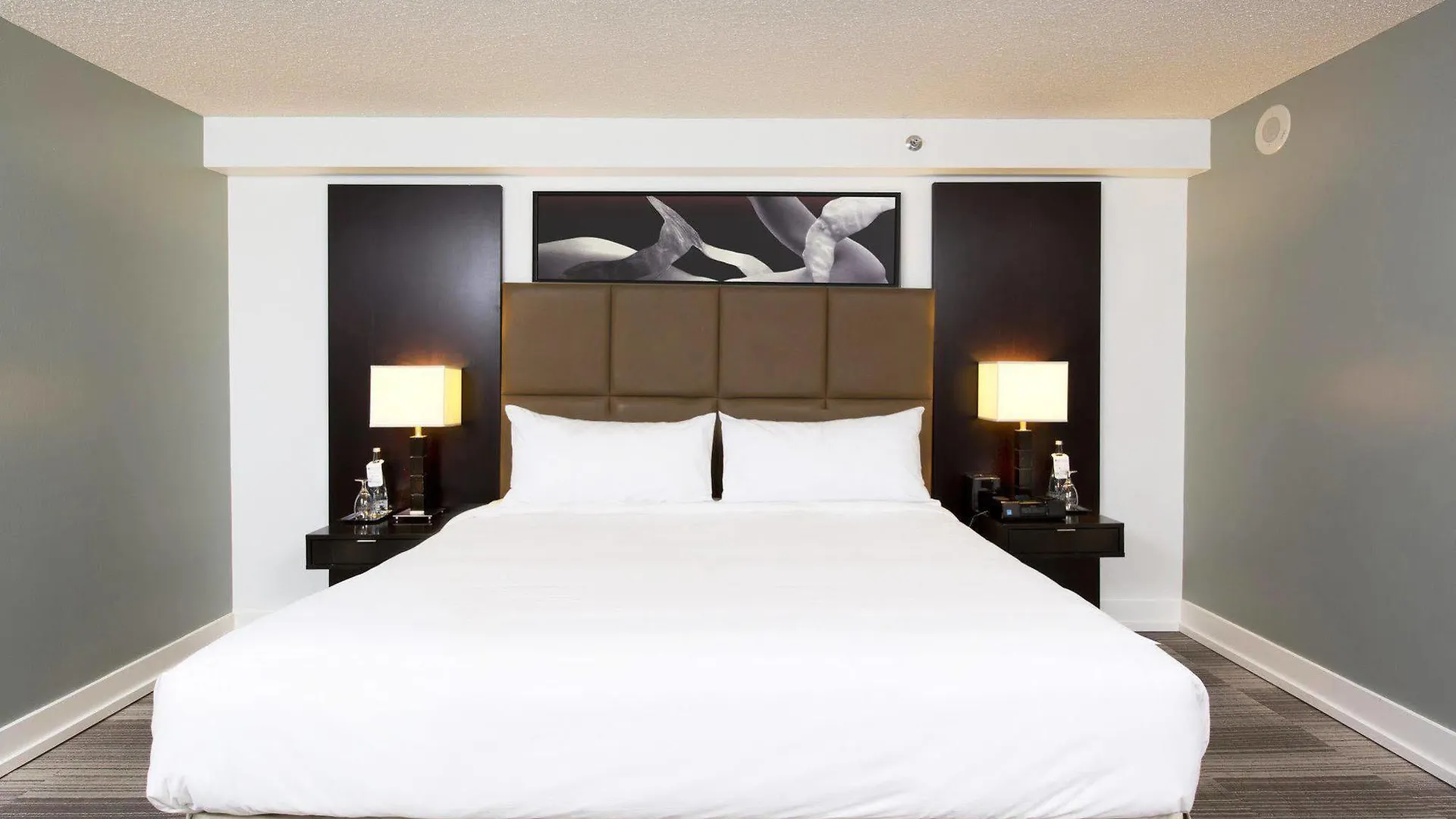 Pantages Hotel Toronto Centre