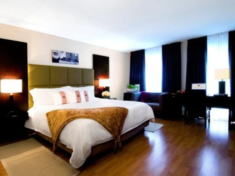 Pantages Hotel Toronto Centre